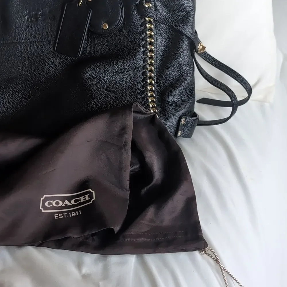 Coach ♣️Limited Edition Tatum Whipstitch Shoulder Bag /Gold Chain Detailing